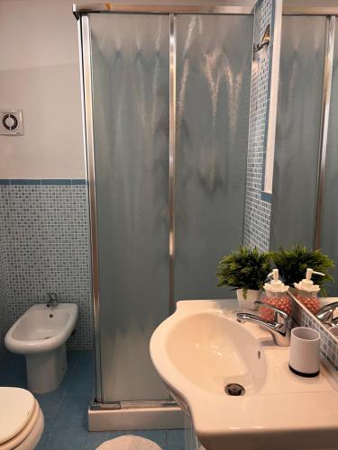 Koupelna v ubytování Appartamentino Louis