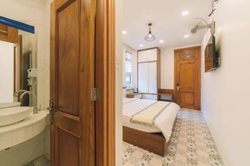 Koupelna v ubytování Hạ Na Hotel Đà Lạt