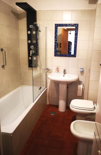 Elegant and Sea View Excelsior Apartment photo 3