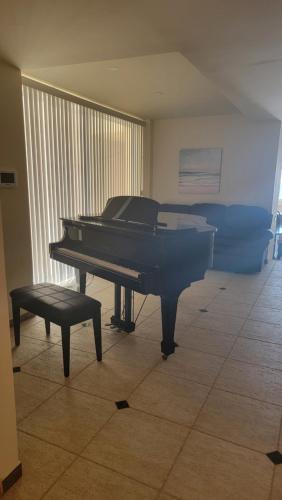 ティファナにあるOceanfront Condominiums with Private Beach Accessのギャラリーの写真
