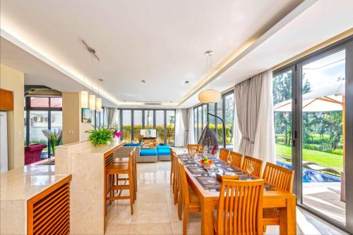 Area soggiorno di Daisy Ocean Villa Da Nang