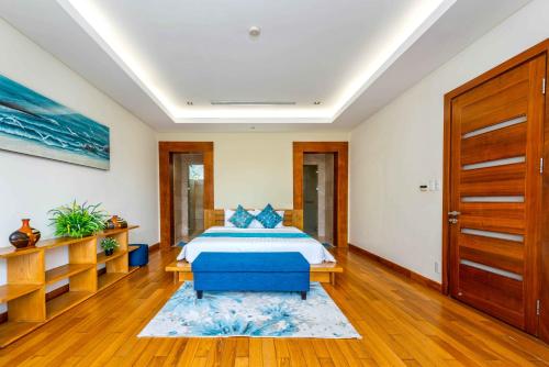 Letto o letti in una camera di Daisy Ocean Villa Da Nang