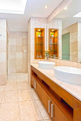 Bagno di Daisy Ocean Villa Da Nang