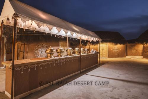 Fotografie z fotogalerie ubytování Pal Rajah Desert Camp v destinaci Kūri