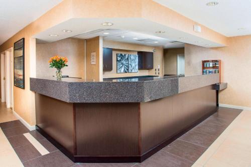 Residence Inn Topeka – Photos 3