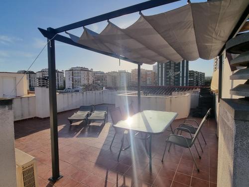 BEAUTIFUL PENTHOUSE SOLARIUM IN BOLICHES BEACH
