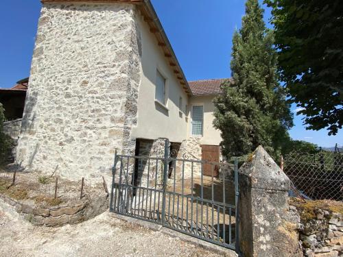 Maison de village proche VILLEFRANCHE DE ROUERGUE