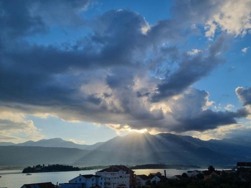 Gallery image of Emerald Suite with Pool, Private beach and Private Sea View Terrace in Tivat