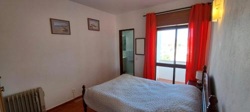 Seaview Apartment 100m from beach