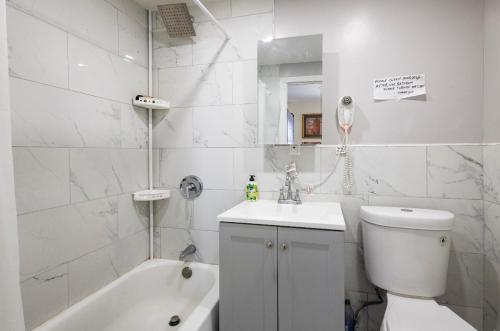 Second floor Private room #1 – Photos 2