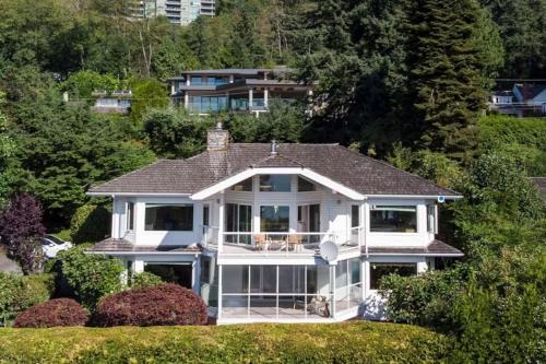 Beautiful OceanView 5BDR Villa