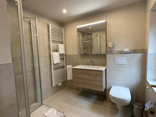 Et badeværelse på Ferienwohnungen im Landhaus