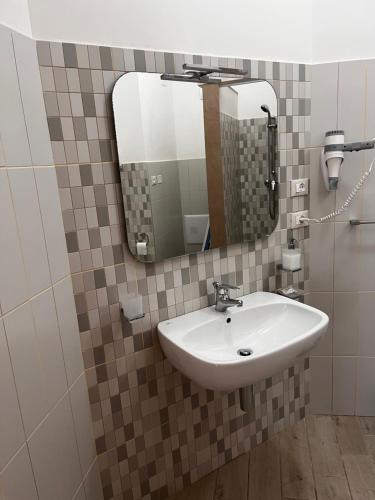 Bilik mandi di B&B Colle Acquabella