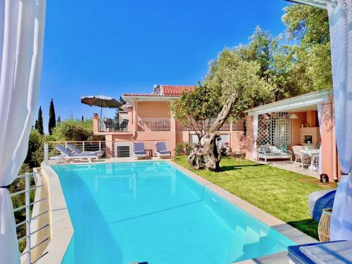 Villa Evmaria with private swimming pool