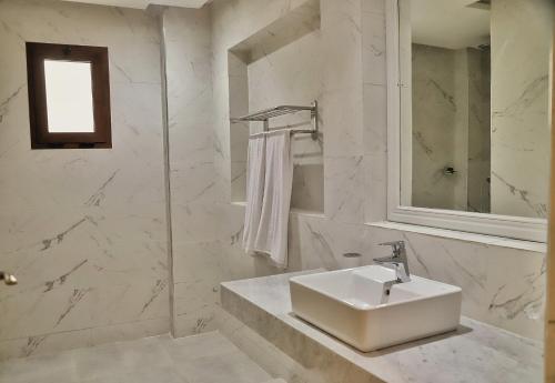 Un baño de Hotel Parador