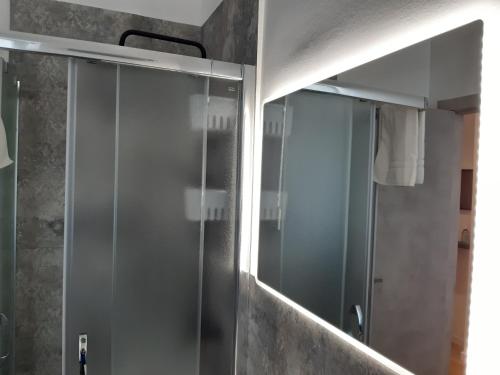 Ένα μπάνιο στο Piazza Mazzini Apartment