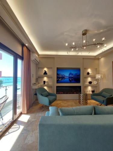 Rika's Sea View Apartment