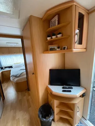 Cozy Caravan