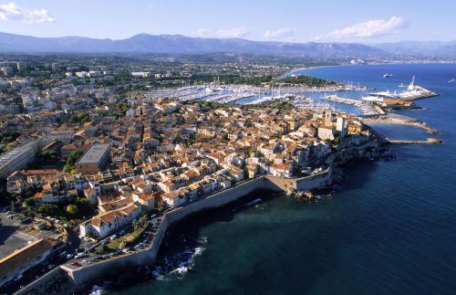 Photo de la galerie de l'établissement Fisherman House by iCasamia it, à Antibes