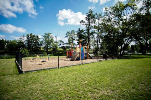 Detský kútik v ubytovaní Marina Apartament 13 Iława - z prywatnym miejscem parkingowym