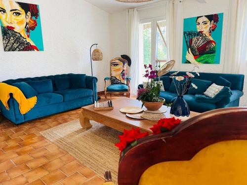 Posezení v ubytování Casa Calina & son Jardin Secret - Poney Club à 2 mn à pieds