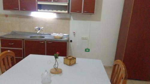 Кухня или мини-кухня в Apartamento en San Luis
