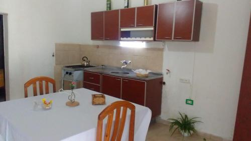 Küche/Küchenzeile in der Unterkunft Apartamento en San Luis
