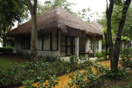 Gallery image of Hansar Casuarina Cha am in Puk Tian