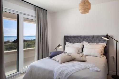 Luxury Villa Encanto with Heated Pool