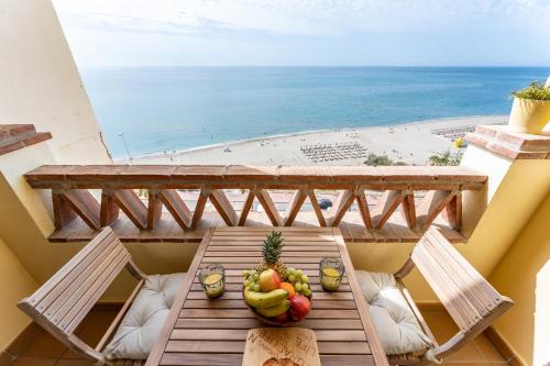 Spectacular Sea views parking and pool