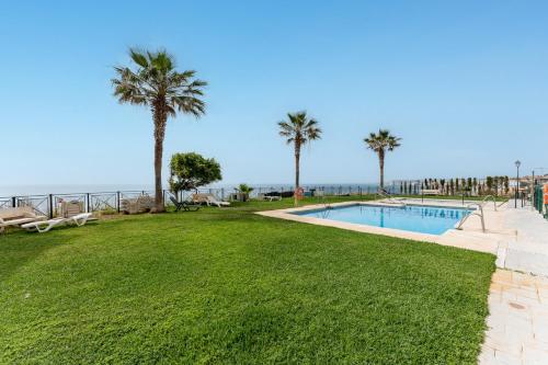 Spectacular Sea views parking and pool