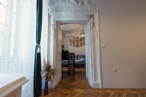 Throne of Dubrovnik Apartment 1