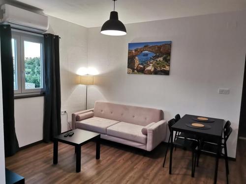 A seating area at Apartment Dragana, Jezera, Island Murter