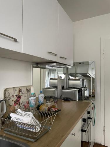 Kjøkken eller kjøkkenkrok på Private room in Misburg, Hanover