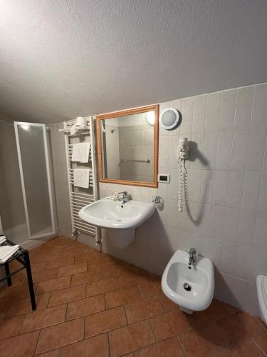 Koupelna v ubytování Hotel Residence La Ventola