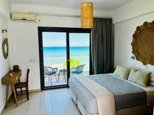 Postel nebo postele na pokoji v ubytování Beach House I&II