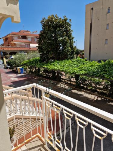 Balkoni atau teres di Ligure Residence