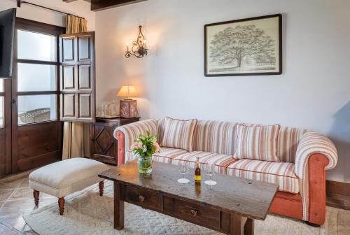 Posezení v ubytování Finca La Bobadilla - The Leading Hotels of the World