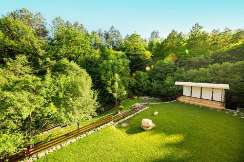 an aerial view of a garden with a gazebo at DiliJazz Hotel & Restaurant in Dilijan