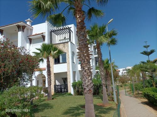 Zahrada ubytování Marina Golf, Tanger Emplacement supérieur Juste à côté de la piscine