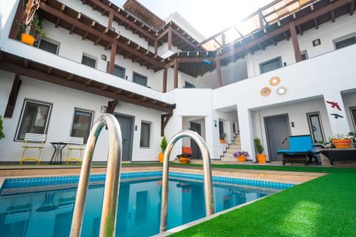 Villa con piscina en un complejo en 7 Art Feslegen Hotel By Egeos, en Bodrum City