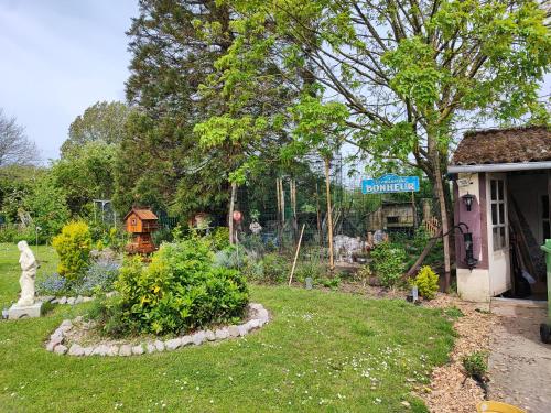 Un jardín fuera de Le Vieux Logis