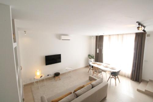 Del Parque Flats Constancia Duplex