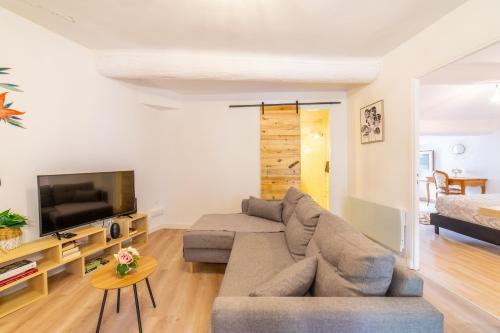Fotografia z galérie ubytovania La belle vie - Beautiful 2 bedroom appartment close to parking v destinácii Narbonne