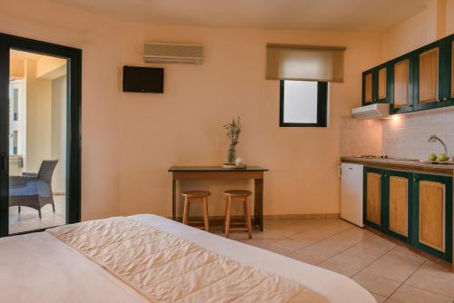 Φωτογραφία από το άλμπουμ του Griffon Kymi Hotel previously known as Valledi Village στην Κύμη