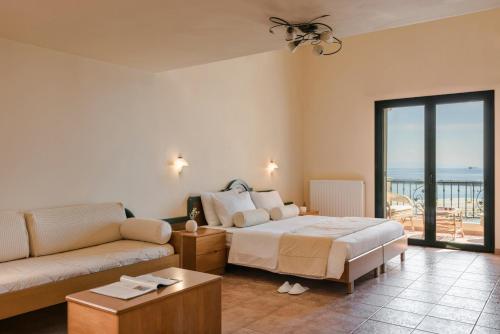 Φωτογραφία από το άλμπουμ του Griffon Kymi Hotel previously known as Valledi Village στην Κύμη