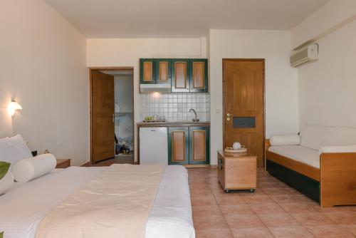 Φωτογραφία από το άλμπουμ του Griffon Kymi Hotel previously known as Valledi Village στην Κύμη