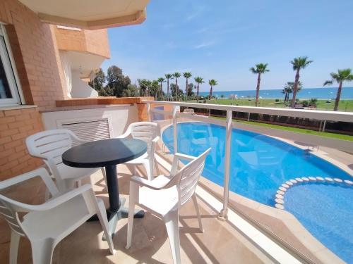 ACV - Playa Dorada-1ª linea planta 1 frontal