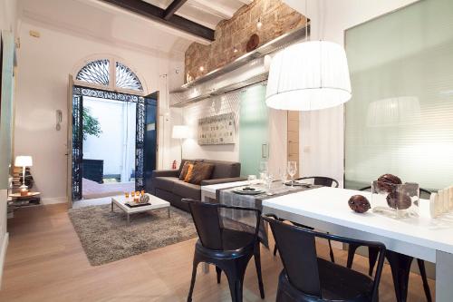 Cathedral Apartment