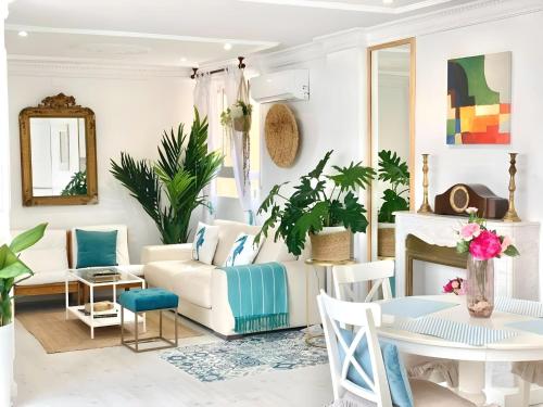 Lux City Loft in front of the Port